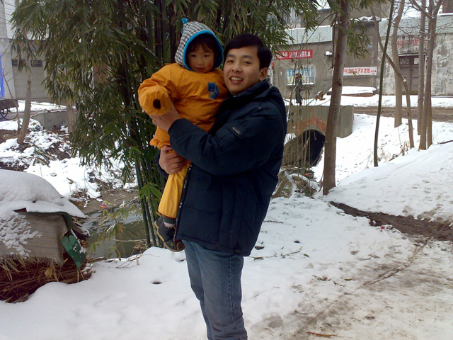 文件 : <FONT COLOR='red'>20080201(我和女儿).jpg</FONT> <BR> 尺寸 : <FONT COLOR='blue'>640 X 480</FONT> 像素 <BR> 格式 : <FONT COLOR='green'>.jpg</FONT> <BR> 大小 : <FONT COLOR='green'>189.31</FONT> KB