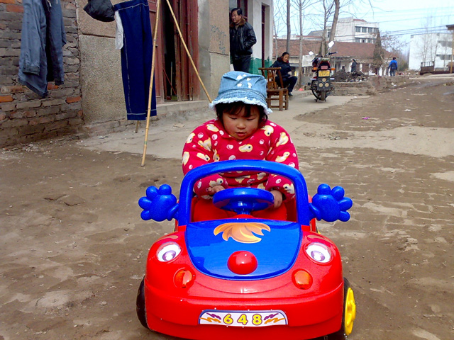 文件 : <FONT COLOR='red'>20080209(女儿).jpg</FONT> <BR> 尺寸 : <FONT COLOR='blue'>640 X 480</FONT> 像素 <BR> 格式 : <FONT COLOR='green'>.jpg</FONT> <BR> 大小 : <FONT COLOR='green'>193.64</FONT> KB